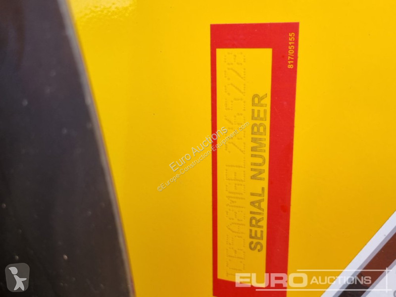 Teleskopický vozík JCB 540-140 Hi Viz