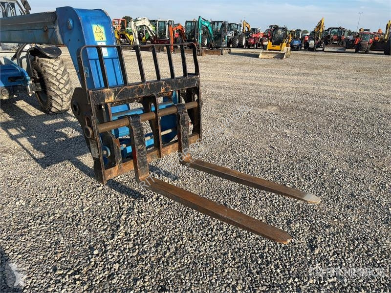 伸缩臂叉车 Genie Telehandler
