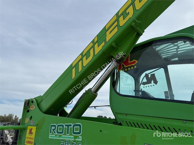 伸缩臂叉车 Merlo ROTO 38-16S Telehandler
