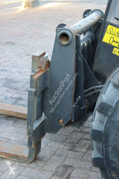 Empilhador telescópico Bobcat PF1/TL30.60