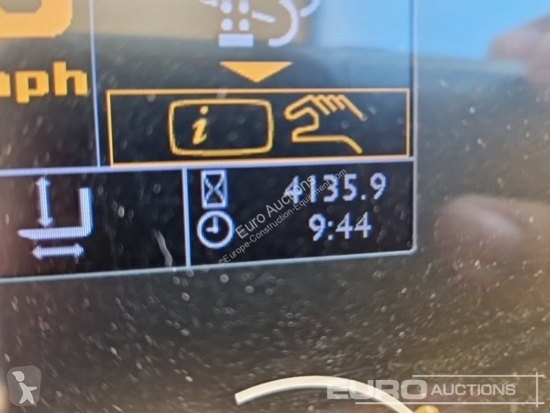 رافعة شوكية تلسكوبية JCB 540-140 Hi Viz