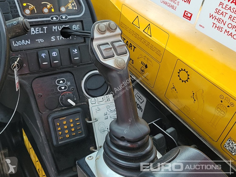 Teleskopický vozík JCB 540-170