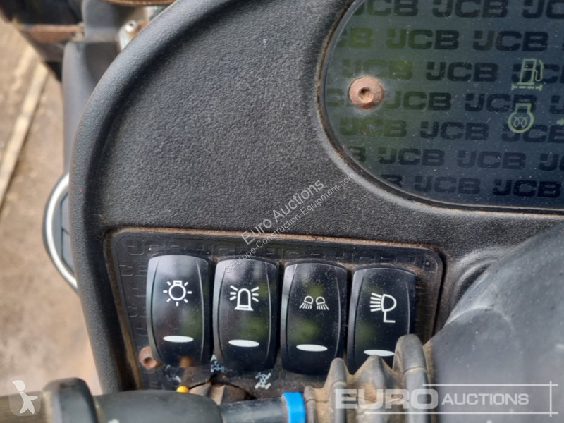 Teleskopický vozík JCB 540-170