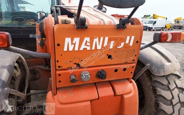 رافعة شوكية تلسكوبية Manitou