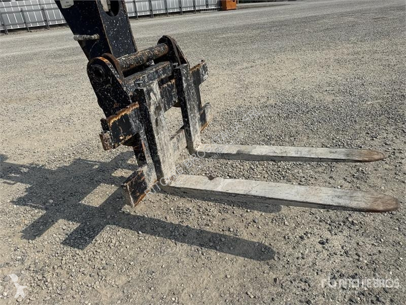 Телескопічний навантажувач Manitou MRT2150...