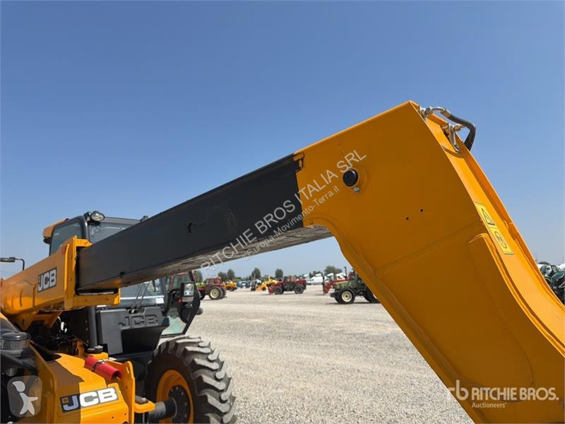 Телескопічний навантажувач JCB 530-70