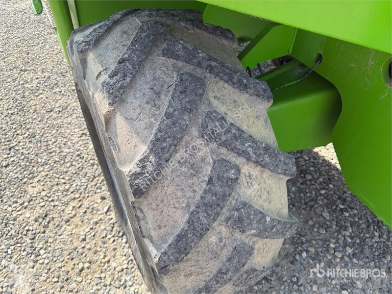 Телескопічний навантажувач Merlo P38.13PLUS...
