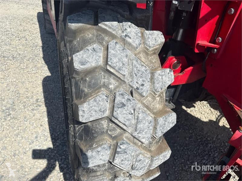 Телескопічний навантажувач  14.42 Telehandler