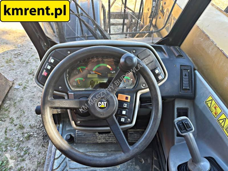 رافعة شوكية تلسكوبية Caterpillar TH330B...