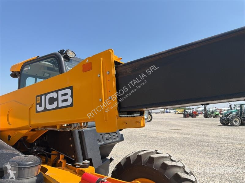 Телескопічний навантажувач JCB 530-70