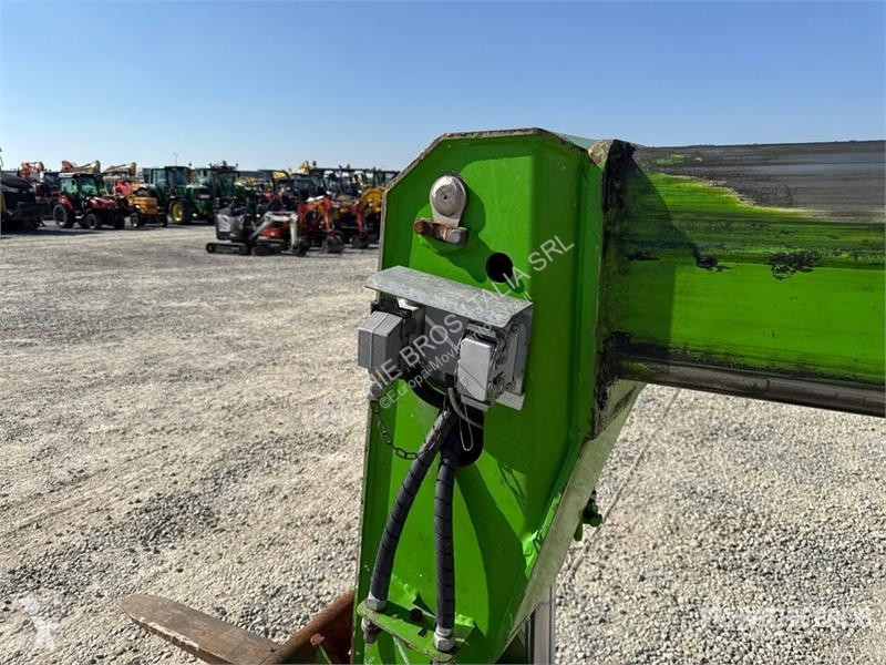 Încărcător telescopic Merlo P40.17