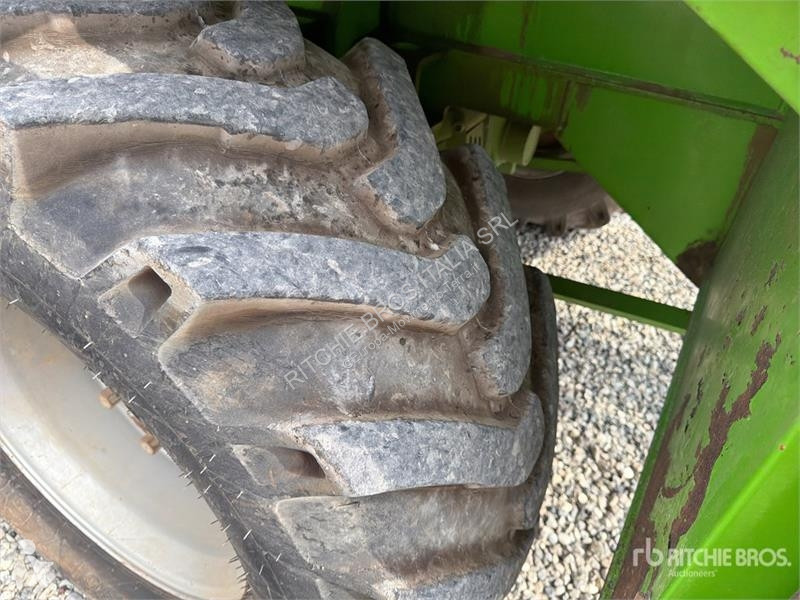 Телескопічний навантажувач Merlo 45.21 Telehandler