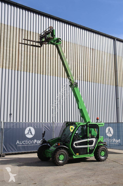 Merlo P27.6 PLUS telescopic handler