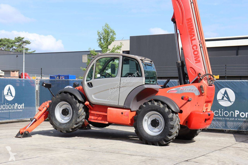 Телескопический погрузчик Manitou