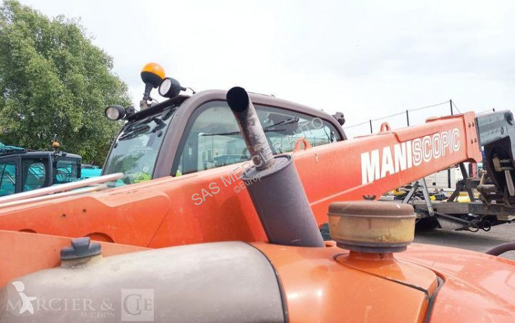 رافعة شوكية تلسكوبية Manitou