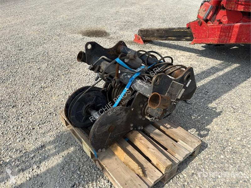 Телескопічний навантажувач Manitou MRT2150...
