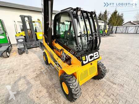 Încărcător telescopic JCB