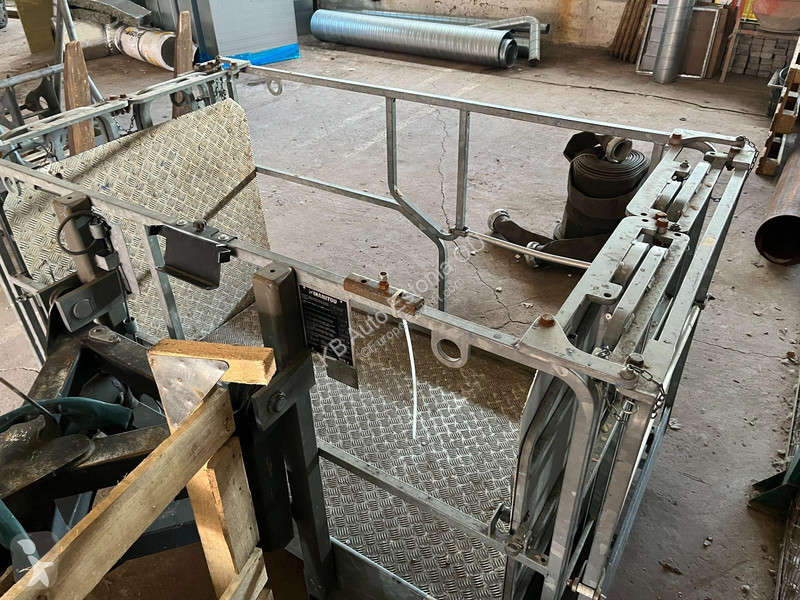 Teleskopisk truck Manitou MRT 3050 WINCH + HOOK...
