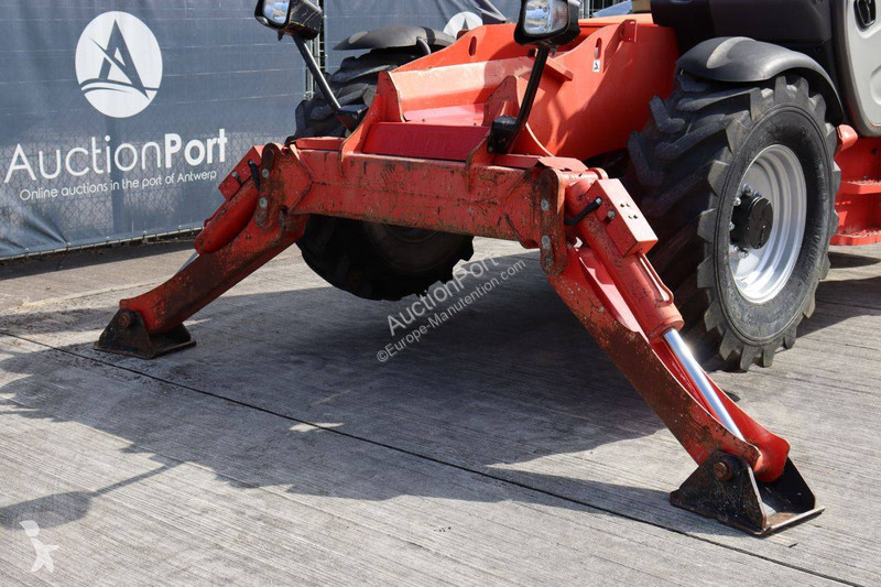 Телескопический погрузчик Manitou