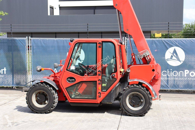 Телескопический погрузчик JCB 526-60T