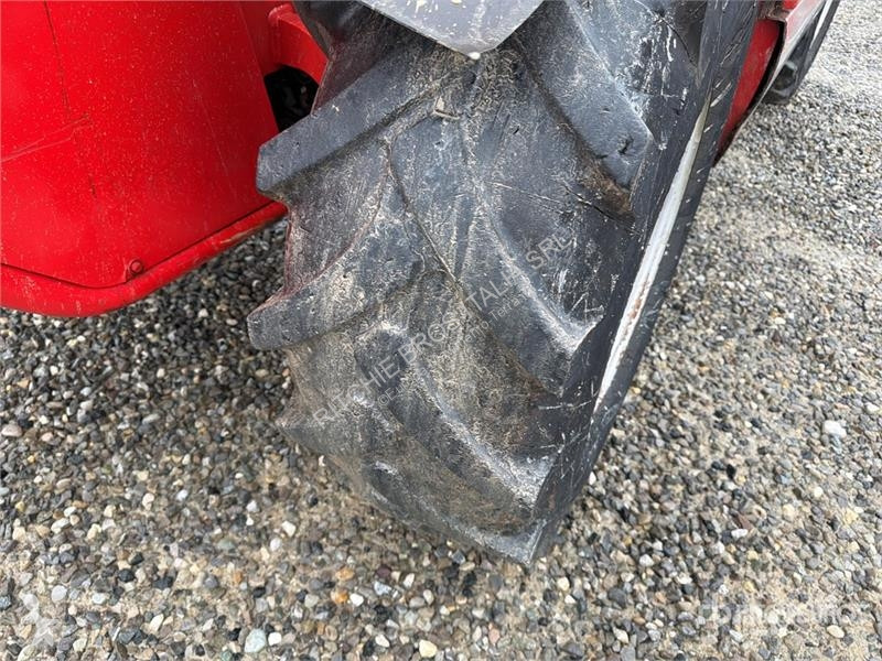 伸缩臂叉车 Manitou MVT729 Telehandler