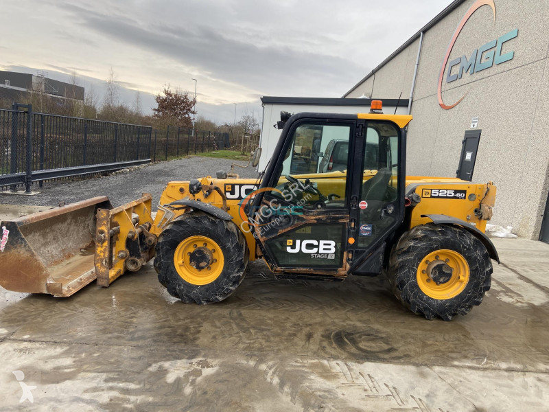 رافعة شوكية تلسكوبية JCB 525.60