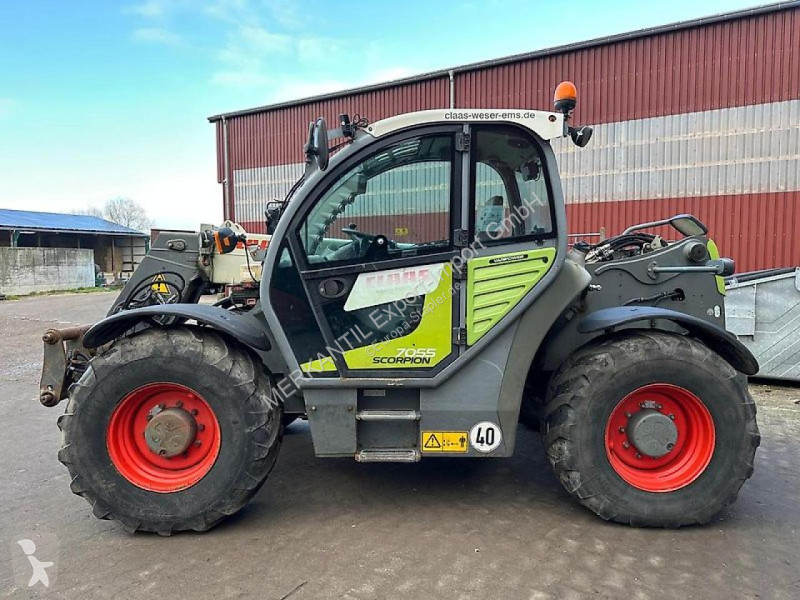 Încărcător telescopic Claas 7055