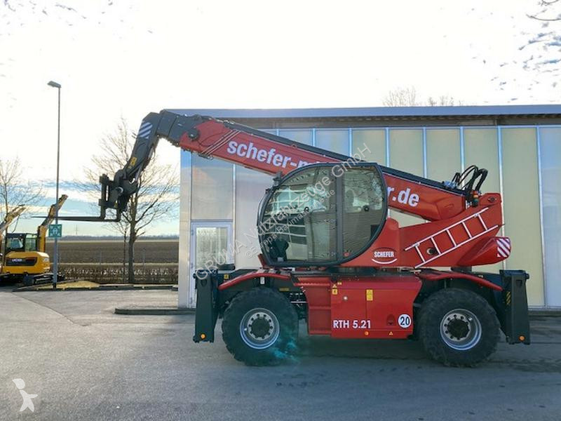 Încărcător telescopic Magni 5.21
