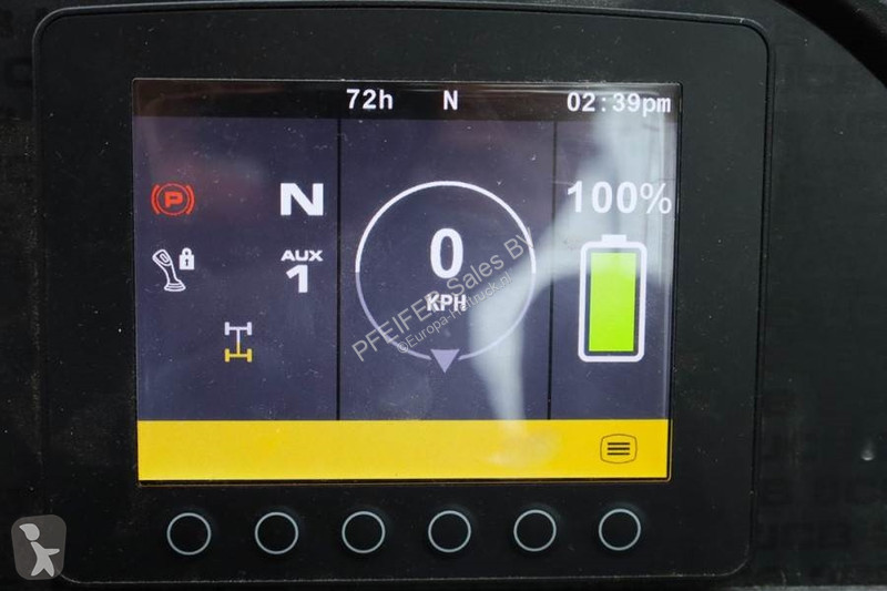 رافعة شوكية تلسكوبية JCB 525-60E Valid...