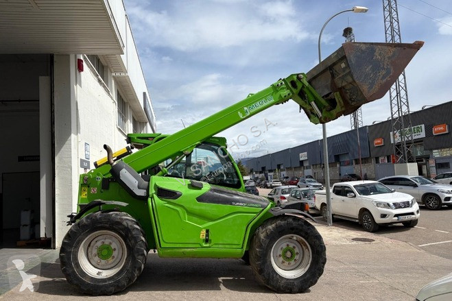 Încărcător telescopic Merlo TF42.7CS-140