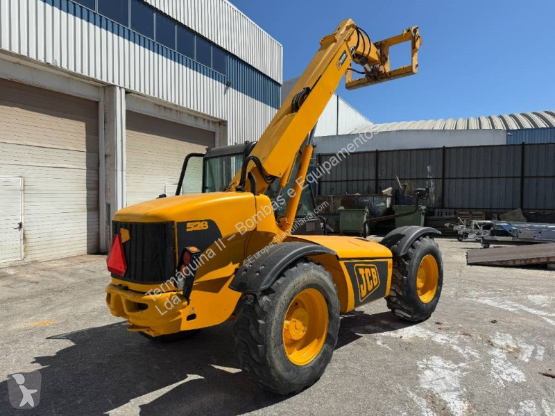 Empilhador telescópico JCB 528-70