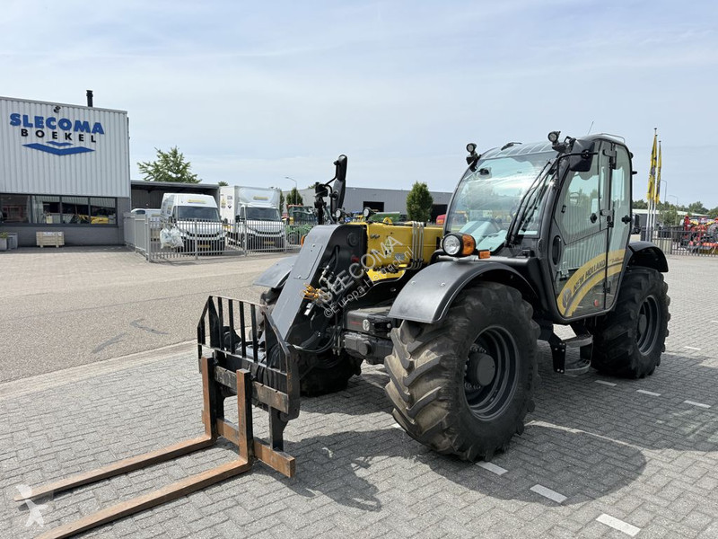 Chariot télescopique New Holland TH7.42 Elite...