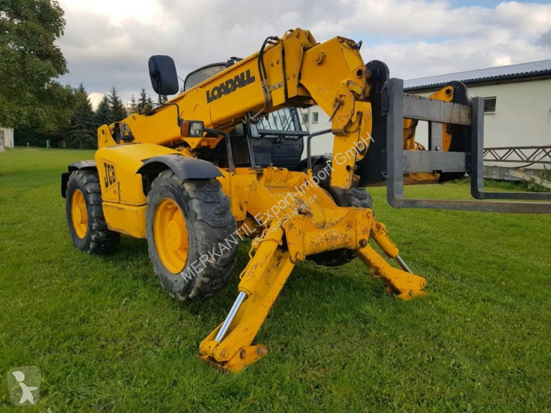 Încărcător telescopic JCB
