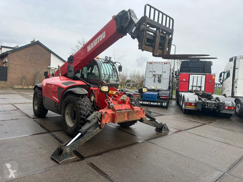 Încărcător telescopic Manitou 2015, 7174 HOURS, CE