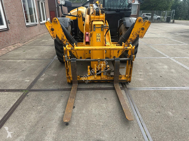 Chariot télescopique JCB 535V125 , 1229...