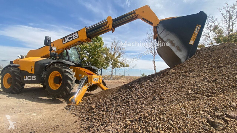 Chariot télescopique JCB 535-125