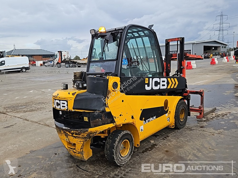 Încărcător telescopic JCB 35DTCR T4