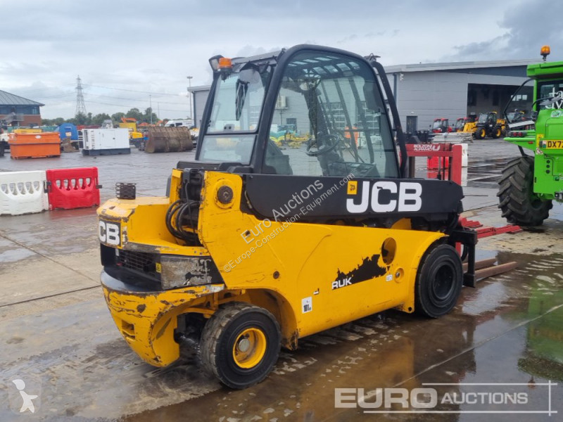 Chariot télescopique JCB 35DTCR T4