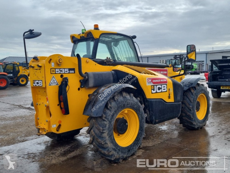 Teleskopický vozík JCB 535-95