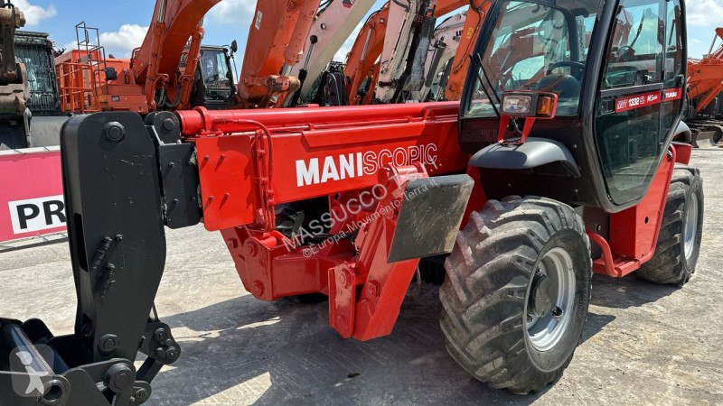 Teleskopický manipulátor Manitou MVT 1332SL 4X4