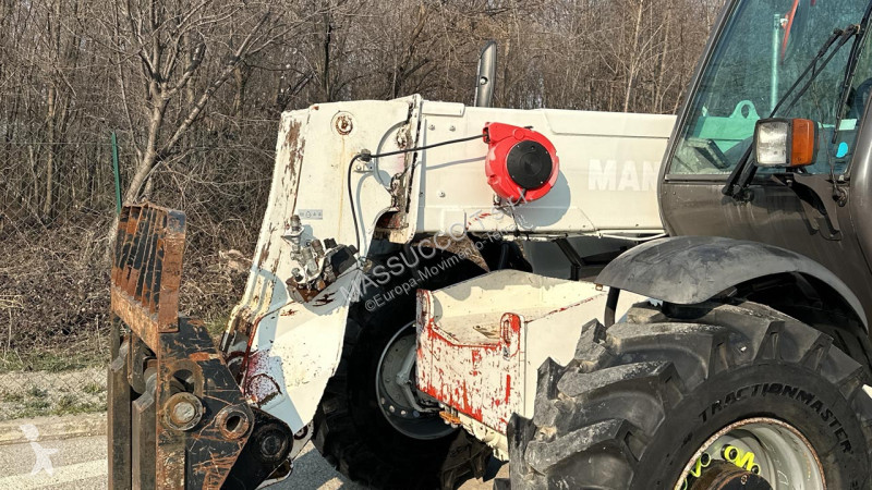 Teleskopický manipulátor Manitou MLT845