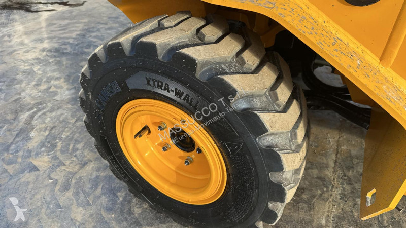 رافعة شوكية تلسكوبية JCB 35-26D 4x4