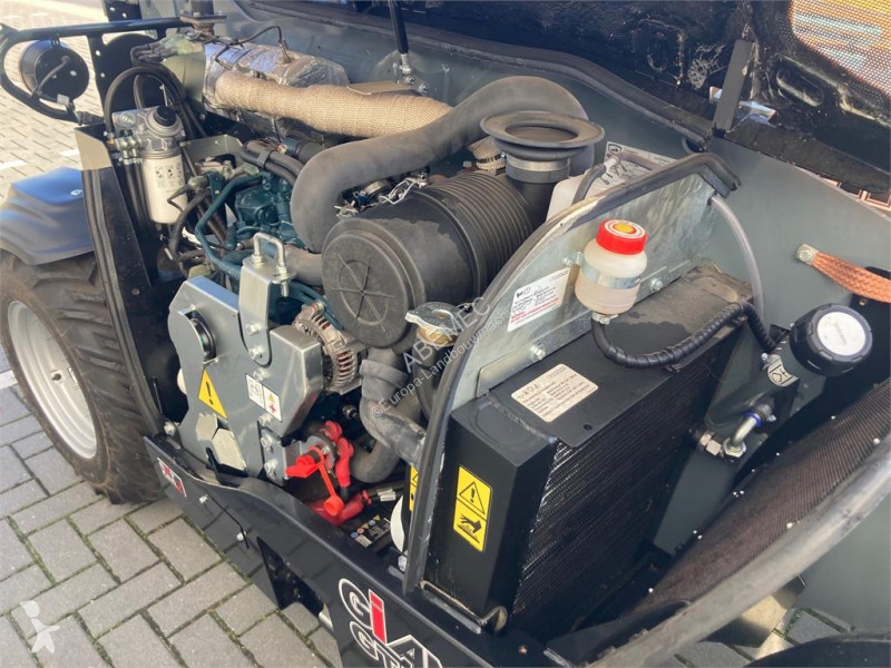 Teleskoplastare Giant GT 5048 met pelikaanbak...