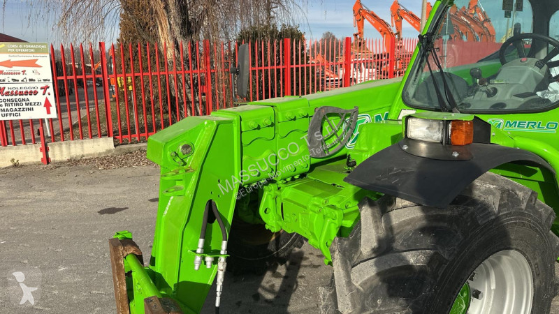 رافعة شوكية تلسكوبية Merlo P28.8L PLUS 4x4