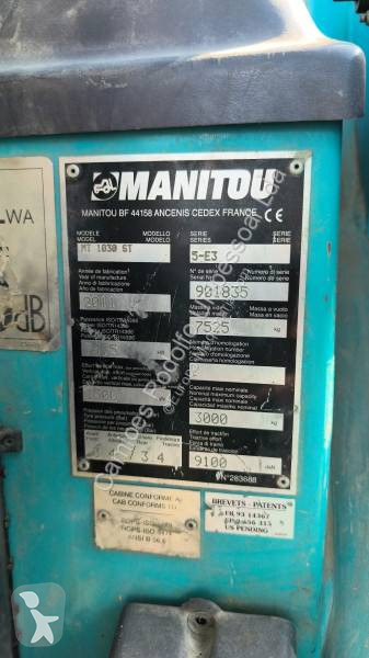 رافعة شوكية تلسكوبية Manitou