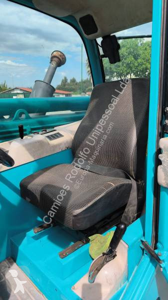 رافعة شوكية تلسكوبية Manitou