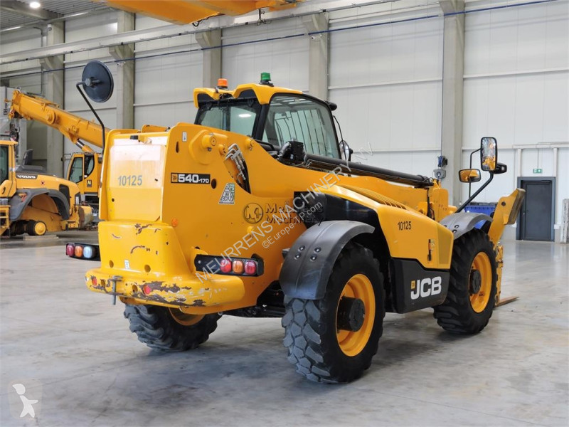 رافعة شوكية تلسكوبية JCB