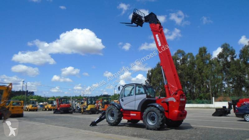 رافعة شوكية تلسكوبية Manitou