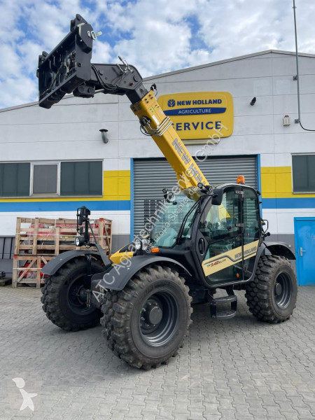 رافعة شوكية تلسكوبية New Holland  TH 7.42-145HP