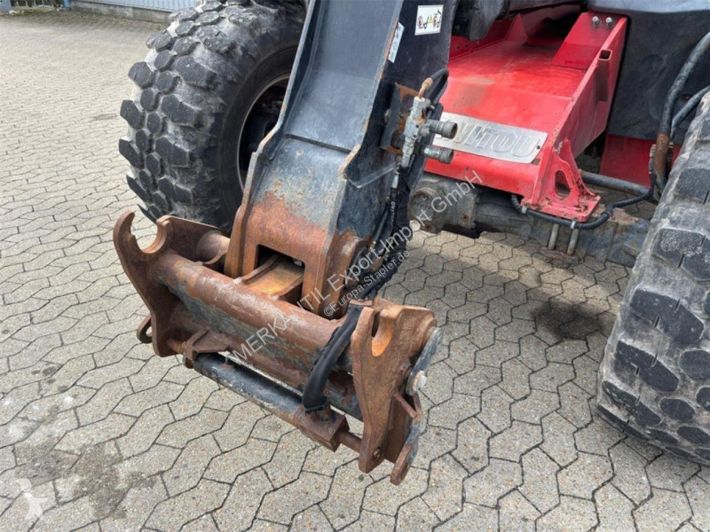 Teleskopický manipulátor Manitou  741